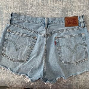 Levi 501 Jean shorts